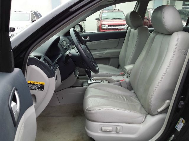 2007 Hyundai Sonata 2dr 2.0T Auto