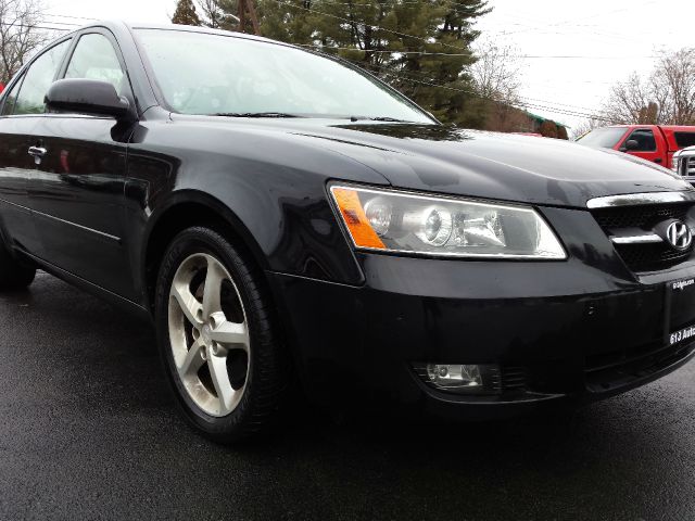 2007 Hyundai Sonata 2dr 2.0T Auto