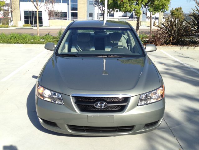 2007 Hyundai Sonata S - 5 Speed Loaded