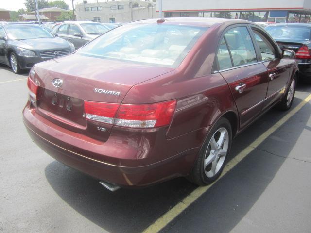 2008 Hyundai Sonata LS LT Trailblazer