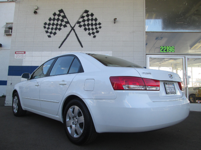 2008 Hyundai Sonata FWD 4dr Sport