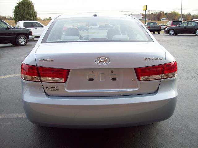 2008 Hyundai Sonata FWD 4dr Sport