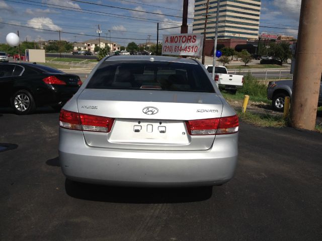 2008 Hyundai Sonata FWD 4dr Sport