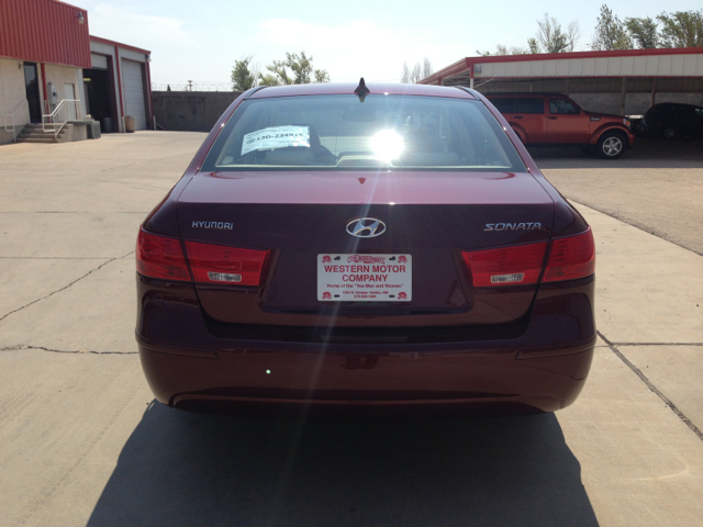 2009 Hyundai Sonata FWD 4dr Sport