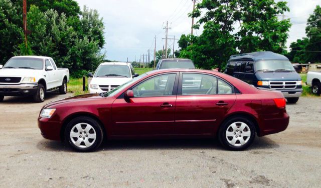 2009 Hyundai Sonata 750li Xdrive 1-ownerawdnavigation Sedan