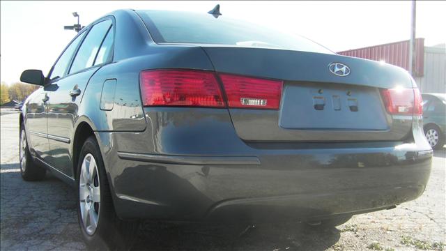 2009 Hyundai Sonata FWD 4dr Sport