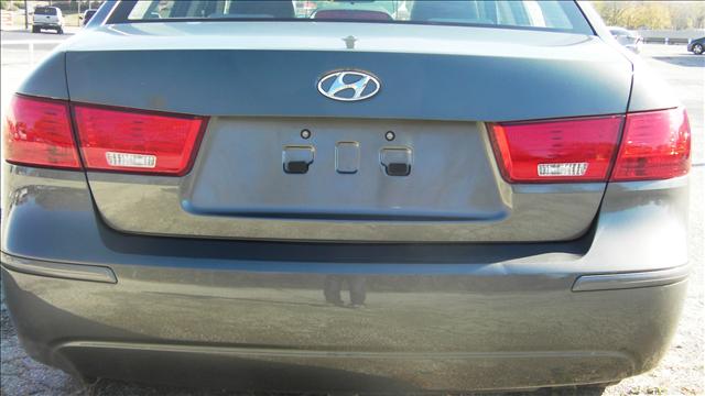 2009 Hyundai Sonata FWD 4dr Sport