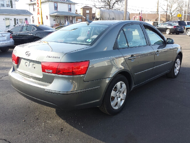 2009 Hyundai Sonata FWD 4dr Sport