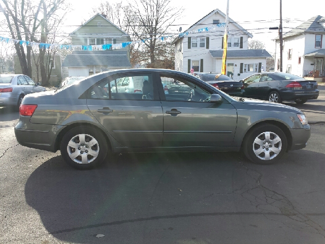 2009 Hyundai Sonata FWD 4dr Sport