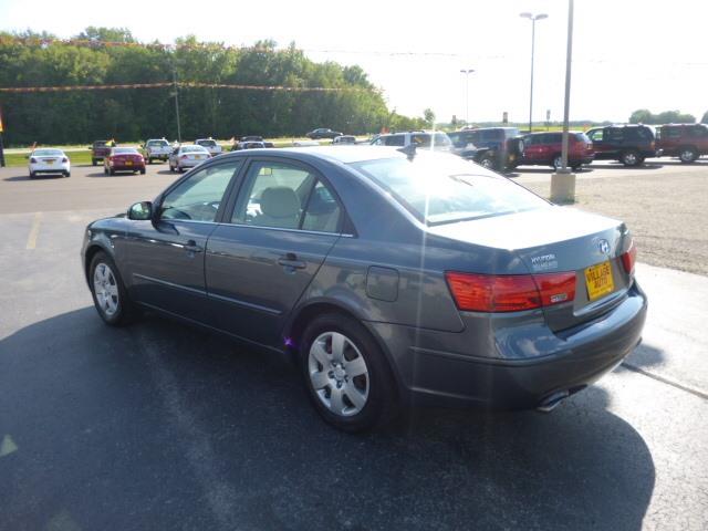 2009 Hyundai Sonata LS VERY Sharp