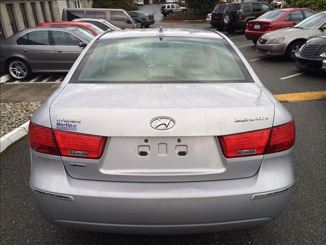2009 Hyundai Sonata FWD 4dr Sport