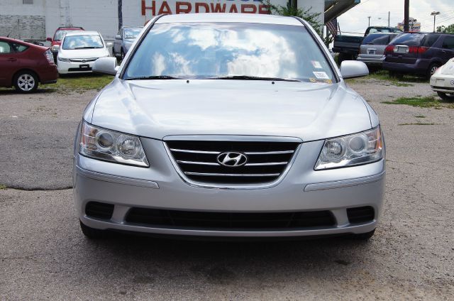 2009 Hyundai Sonata FWD 4dr Sport