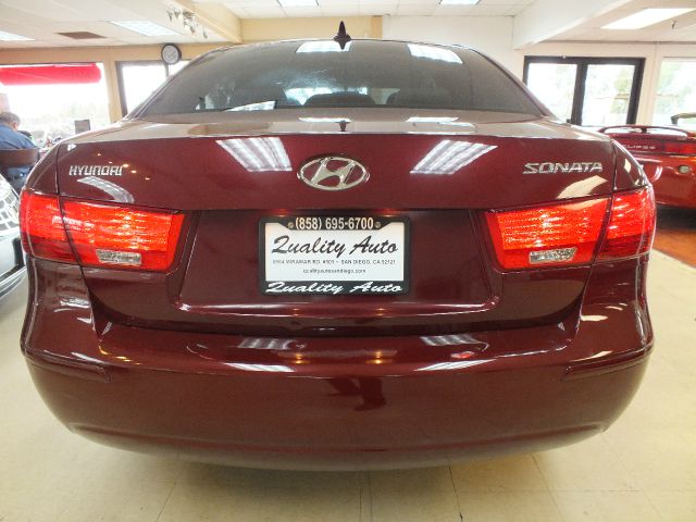 2009 Hyundai Sonata FWD 4dr Sport