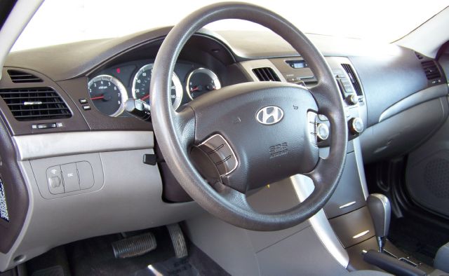 2009 Hyundai Sonata FWD 4dr Sport
