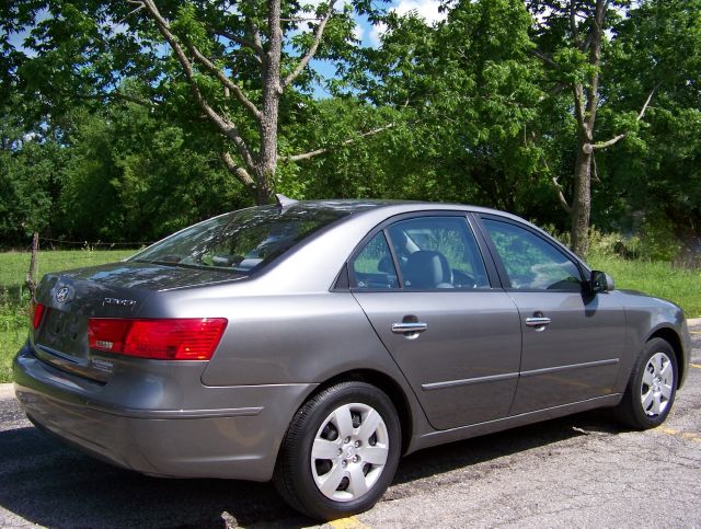 2009 Hyundai Sonata FWD 4dr Sport