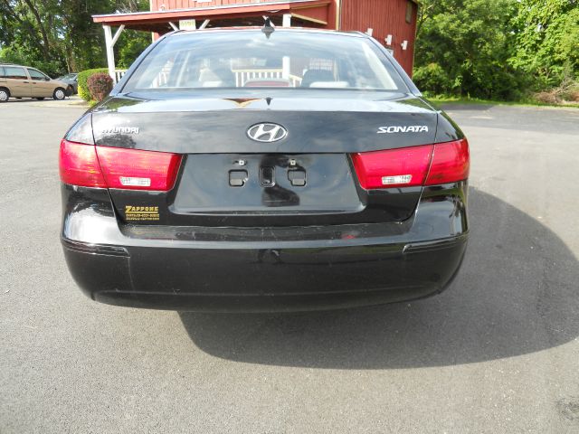 2009 Hyundai Sonata FWD 4dr Sport