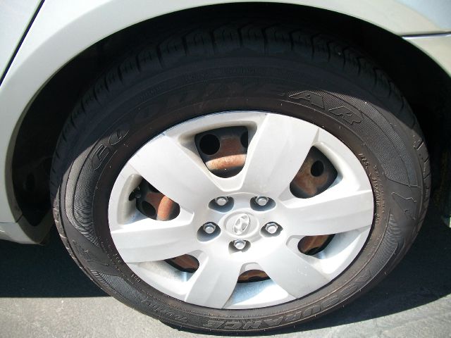 2009 Hyundai Sonata FWD 4dr Sport