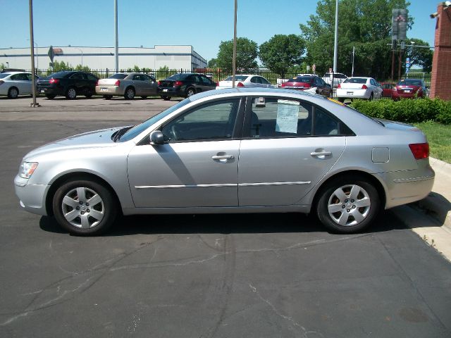 2009 Hyundai Sonata FWD 4dr Sport