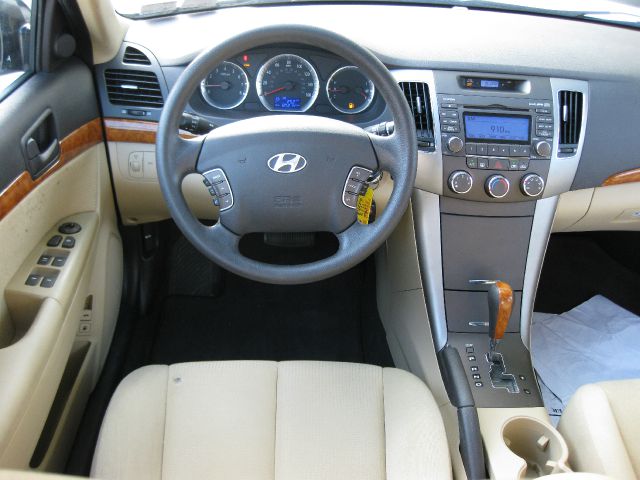 2009 Hyundai Sonata FWD 4dr Sport