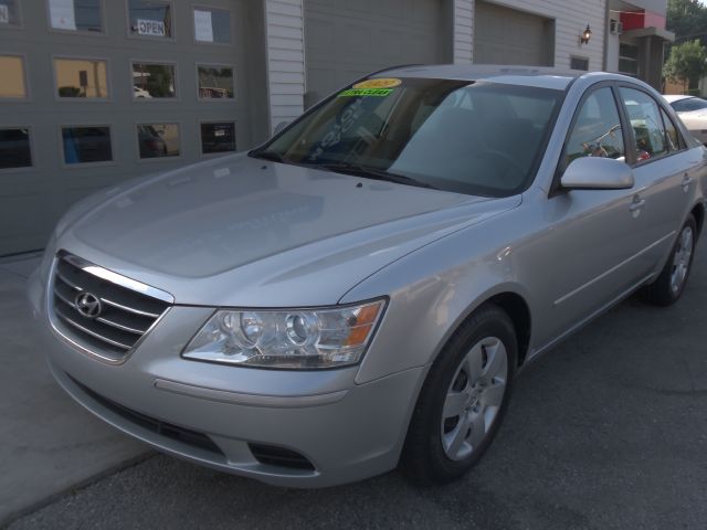 2009 Hyundai Sonata FWD 4dr Sport