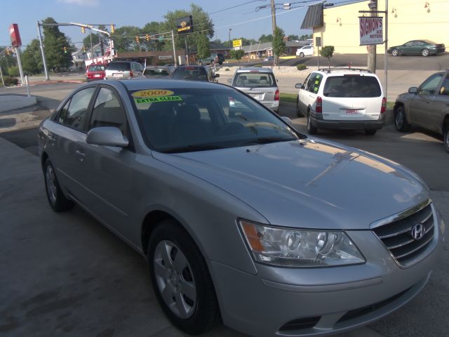 2009 Hyundai Sonata FWD 4dr Sport