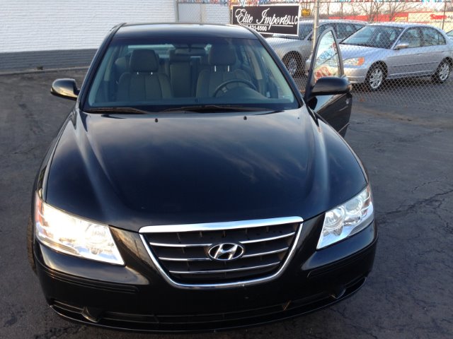 2010 Hyundai Sonata FWD 4dr Sport