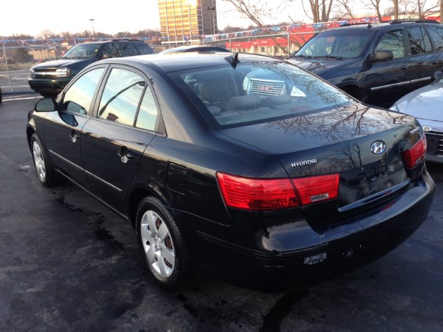 2010 Hyundai Sonata FWD 4dr Sport