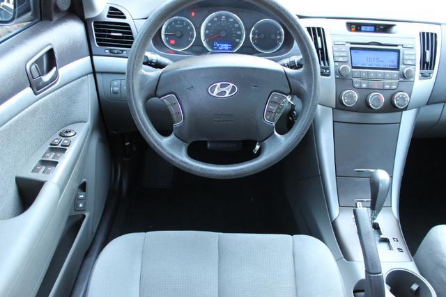 2010 Hyundai Sonata FWD 4dr Sport