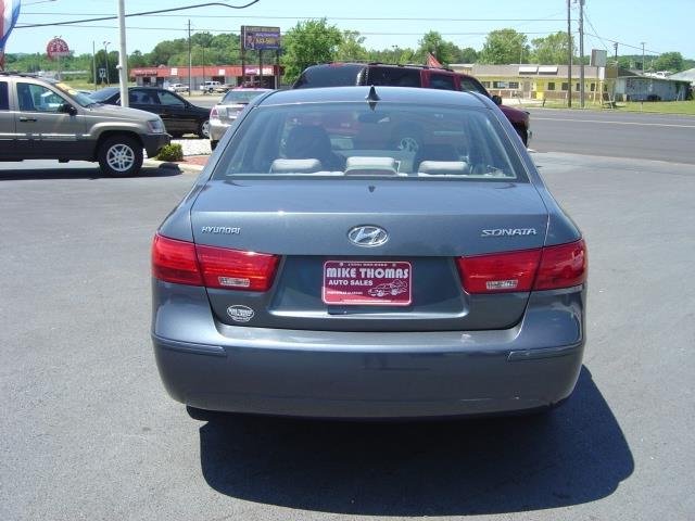 2010 Hyundai Sonata FWD 4dr Sport