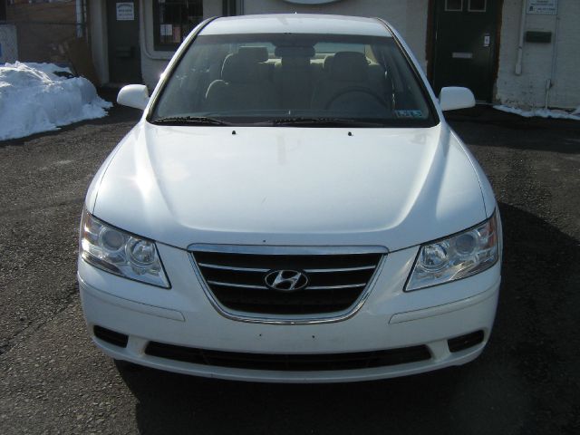 2010 Hyundai Sonata FWD 4dr Sport