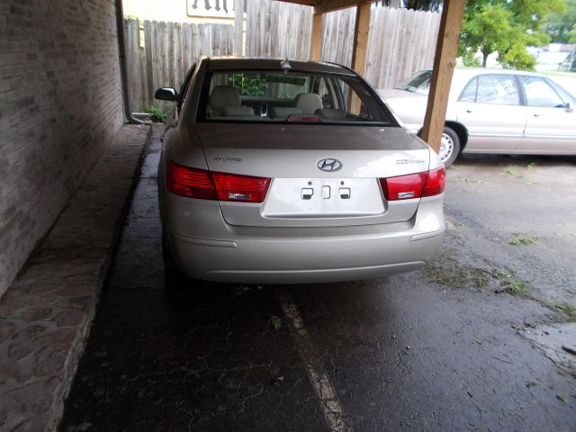 2010 Hyundai Sonata FWD 4dr Sport