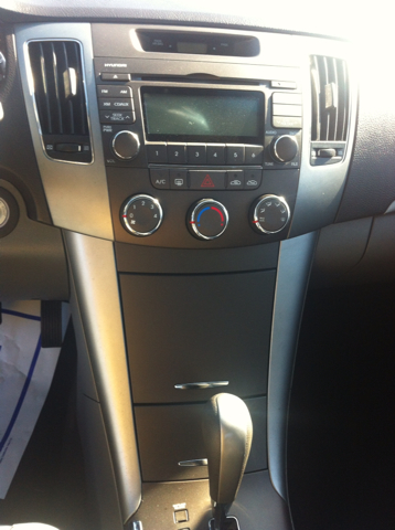 2010 Hyundai Sonata FWD 4dr Sport