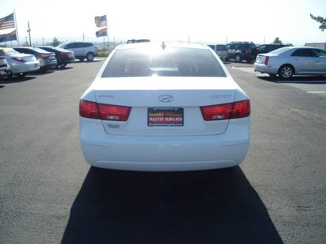 2010 Hyundai Sonata FWD 4dr Sport