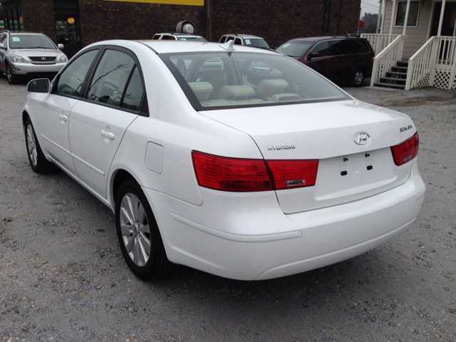 2010 Hyundai Sonata FWD 4dr Sport