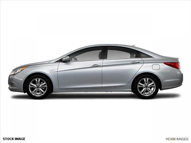 2011 Hyundai Sonata Crown