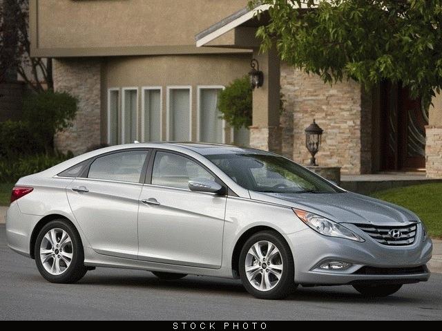 2011 Hyundai Sonata Commemorative Editio