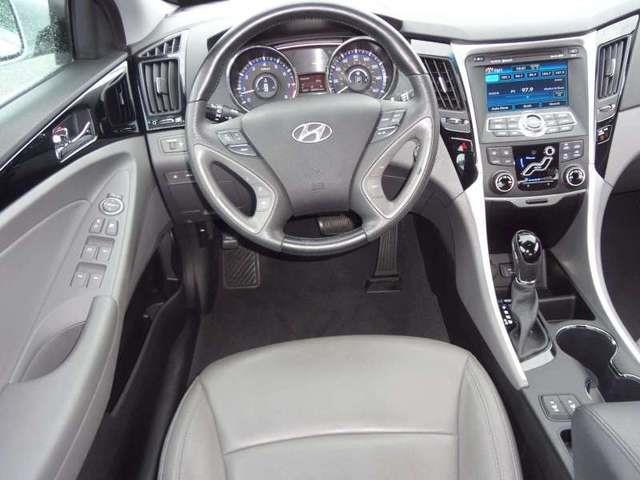 2011 Hyundai Sonata EX-L W-navi