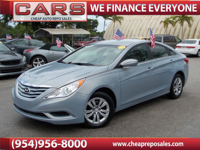 2011 Hyundai Sonata Supercab SRW 4X