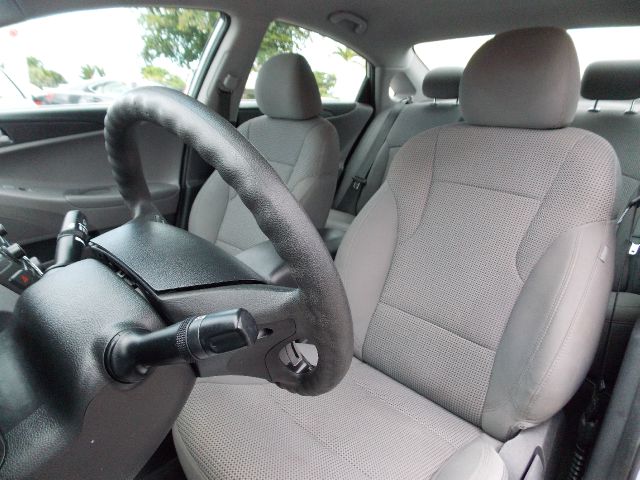 2011 Hyundai Sonata Supercab SRW 4X