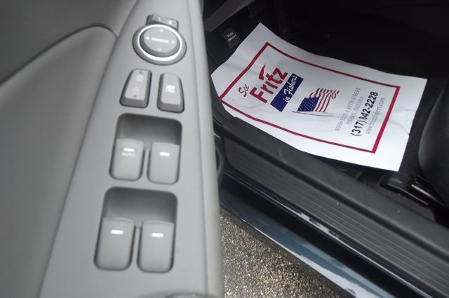 2011 Hyundai Sonata Crew Cabz71