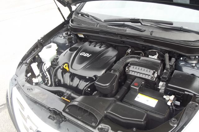 2011 Hyundai Sonata Crew Cabz71