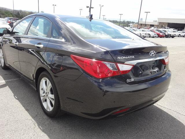2011 Hyundai Sonata 1500 LT 4X2