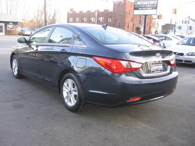 2011 Hyundai Sonata FWD 4dr Sport