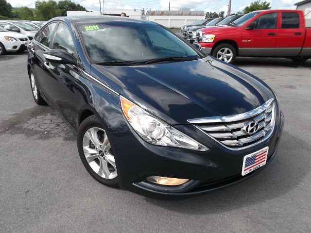 2011 Hyundai Sonata SLT 25