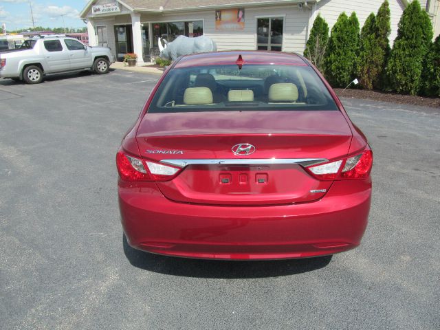 2011 Hyundai Sonata Crew Cabz71