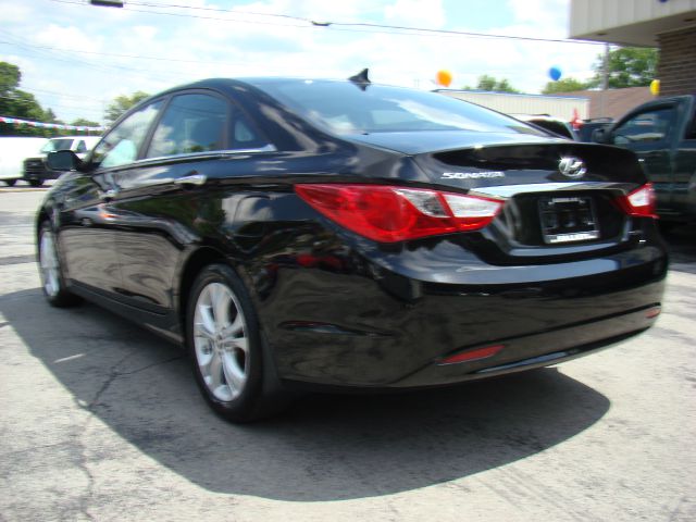 2011 Hyundai Sonata Crew Cabz71