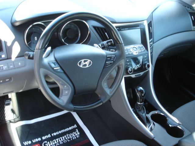 2011 Hyundai Sonata Navigation Chrome RR DVD
