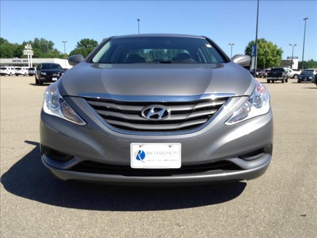2011 Hyundai Sonata FWD 4dr Sport