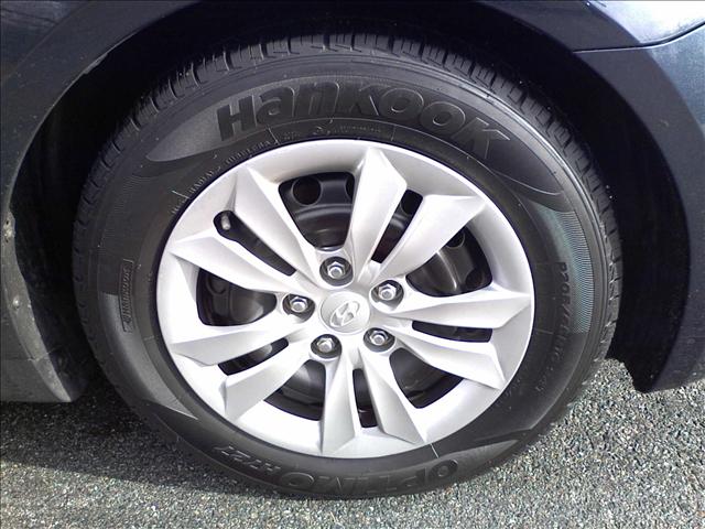 2011 Hyundai Sonata 4dr Sdn I4 CVT 2.5 S Sedan