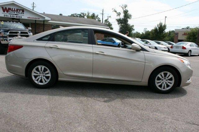 2011 Hyundai Sonata FWD 4dr Sport